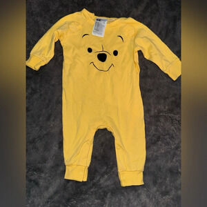 H&M x Disney Winnie the Pooh jumper